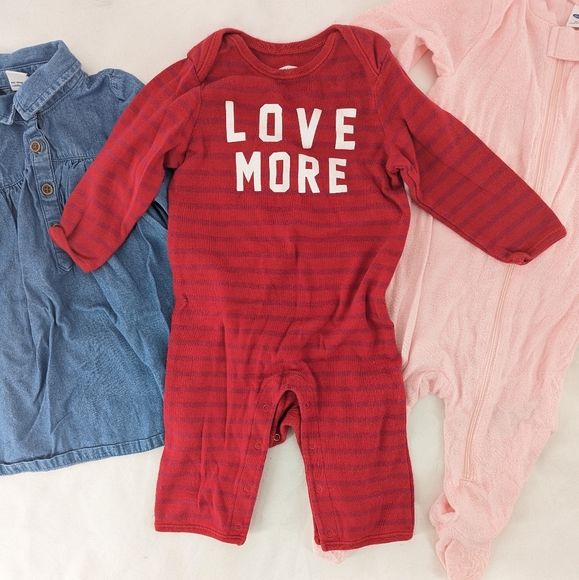Old Navy Baby Girl Bundle 6-12 months - Picture 4 of 12